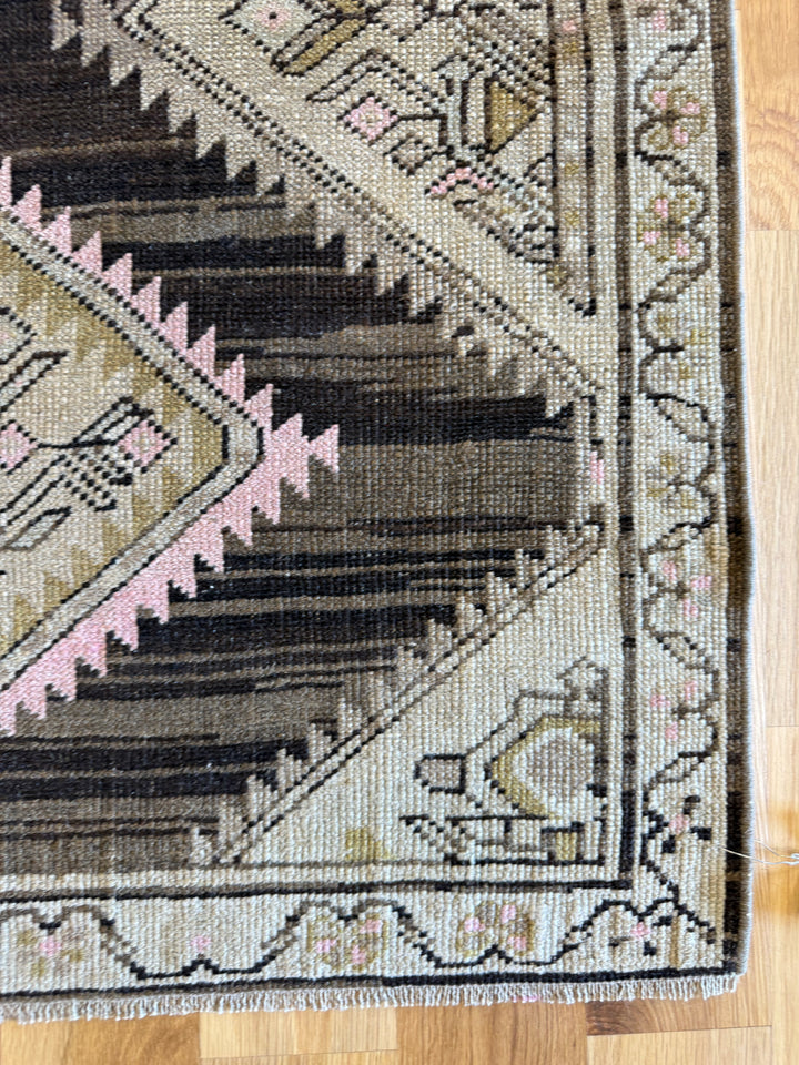 Persian Runner 3.2x9.1
