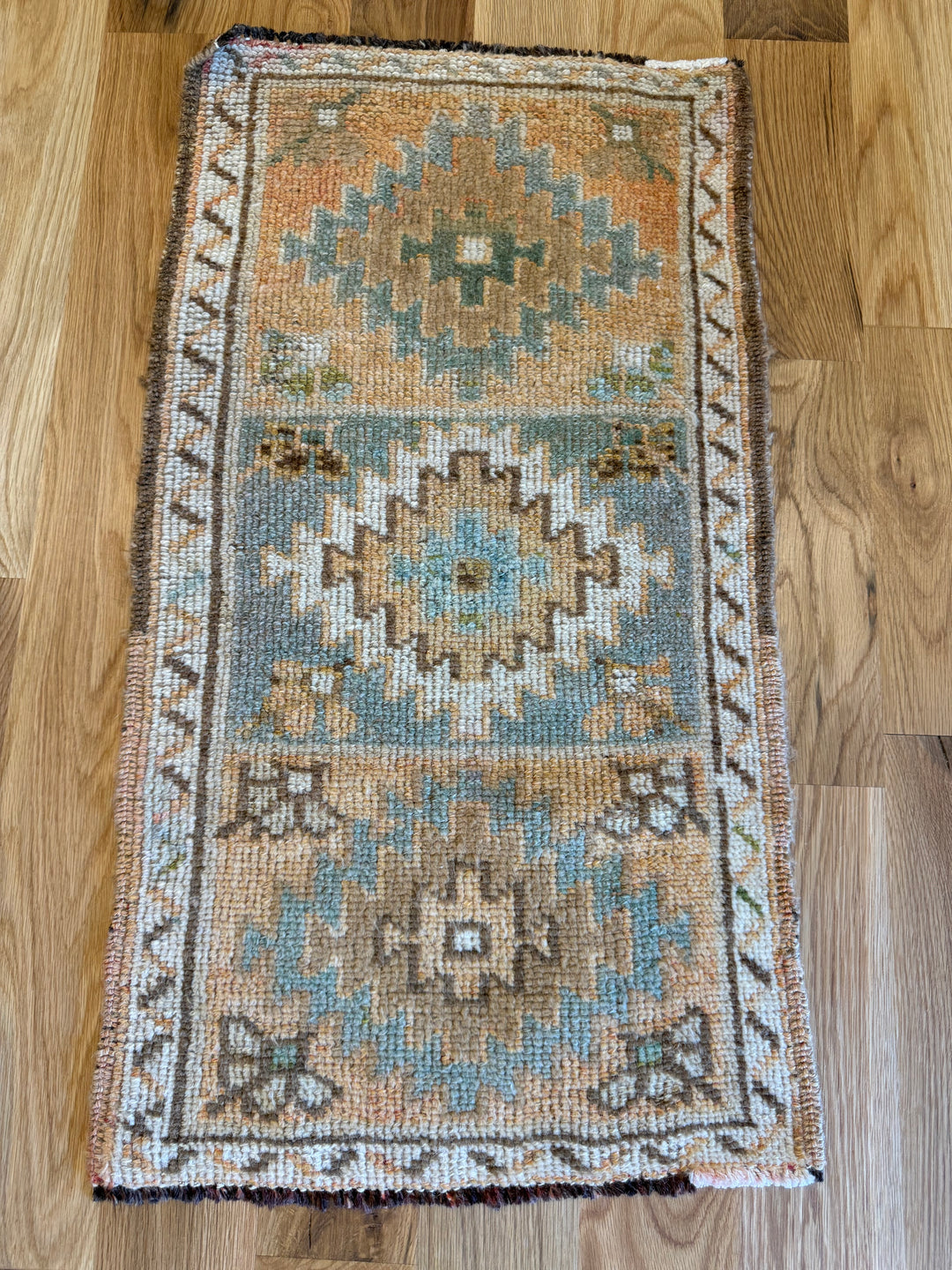 Yastik 1.7x2.10 - LillieKat Rugs