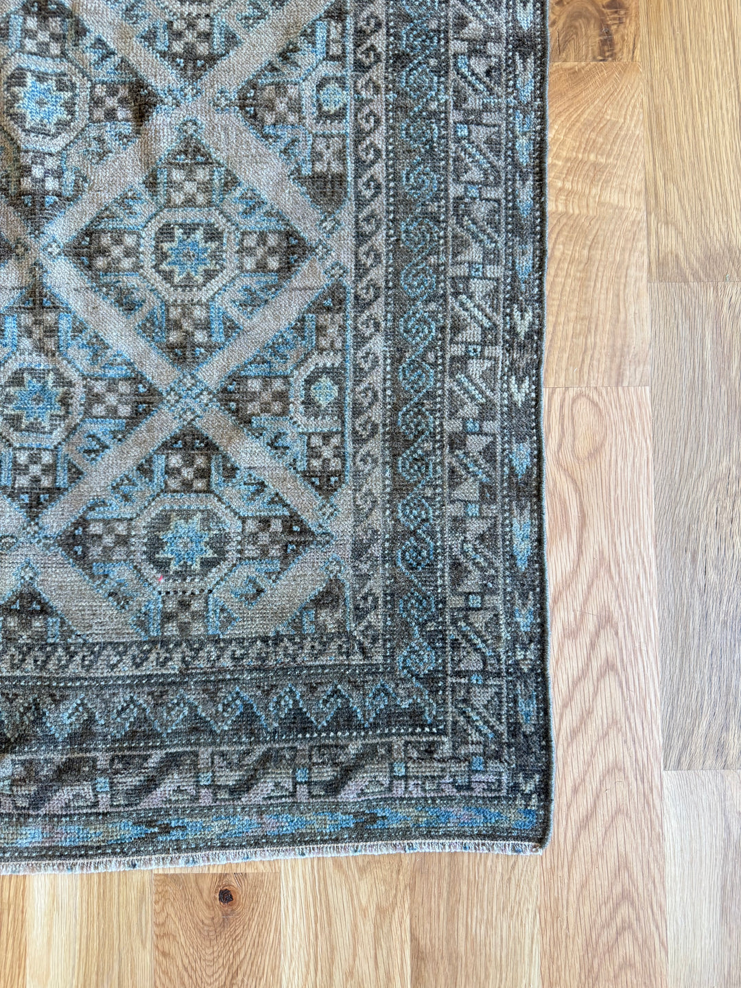Baluch 3.8x5.10