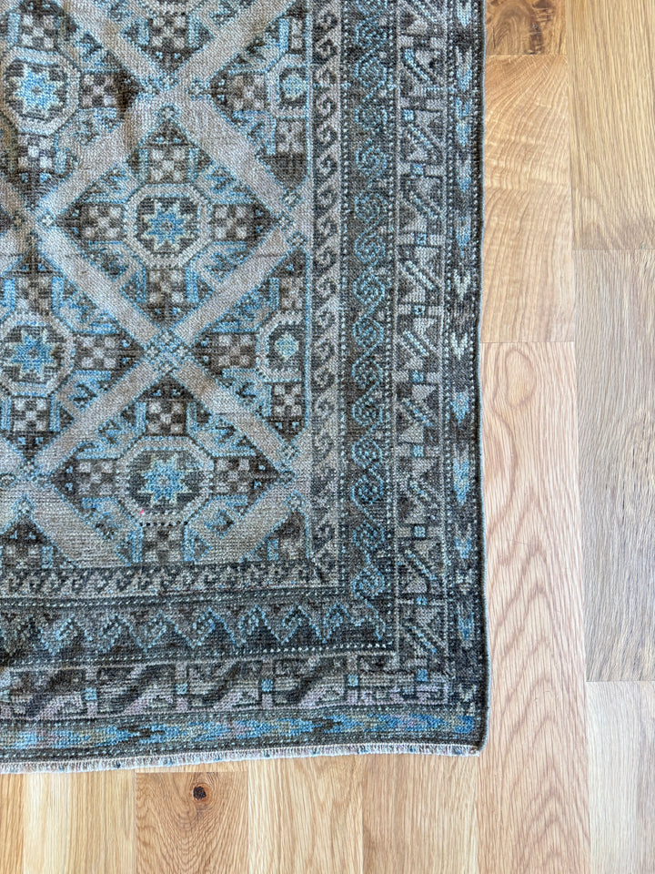 Baluch 3.8x5.10