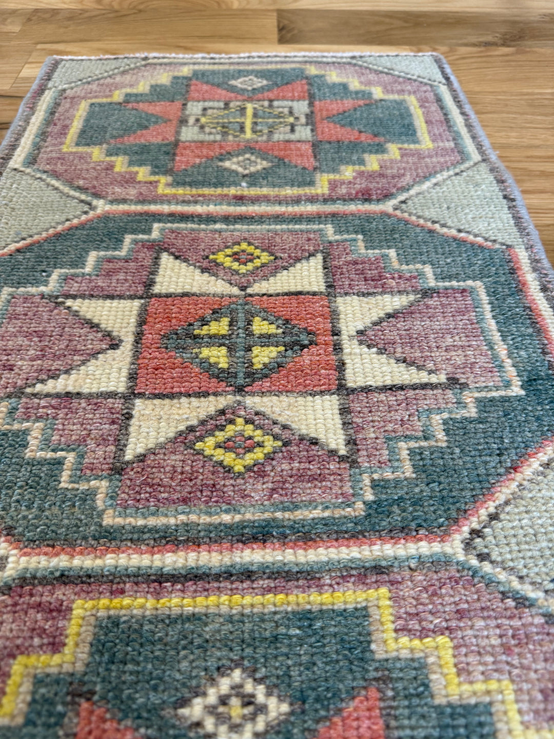 Yastik 1.4x2.6 - LillieKat Rugs