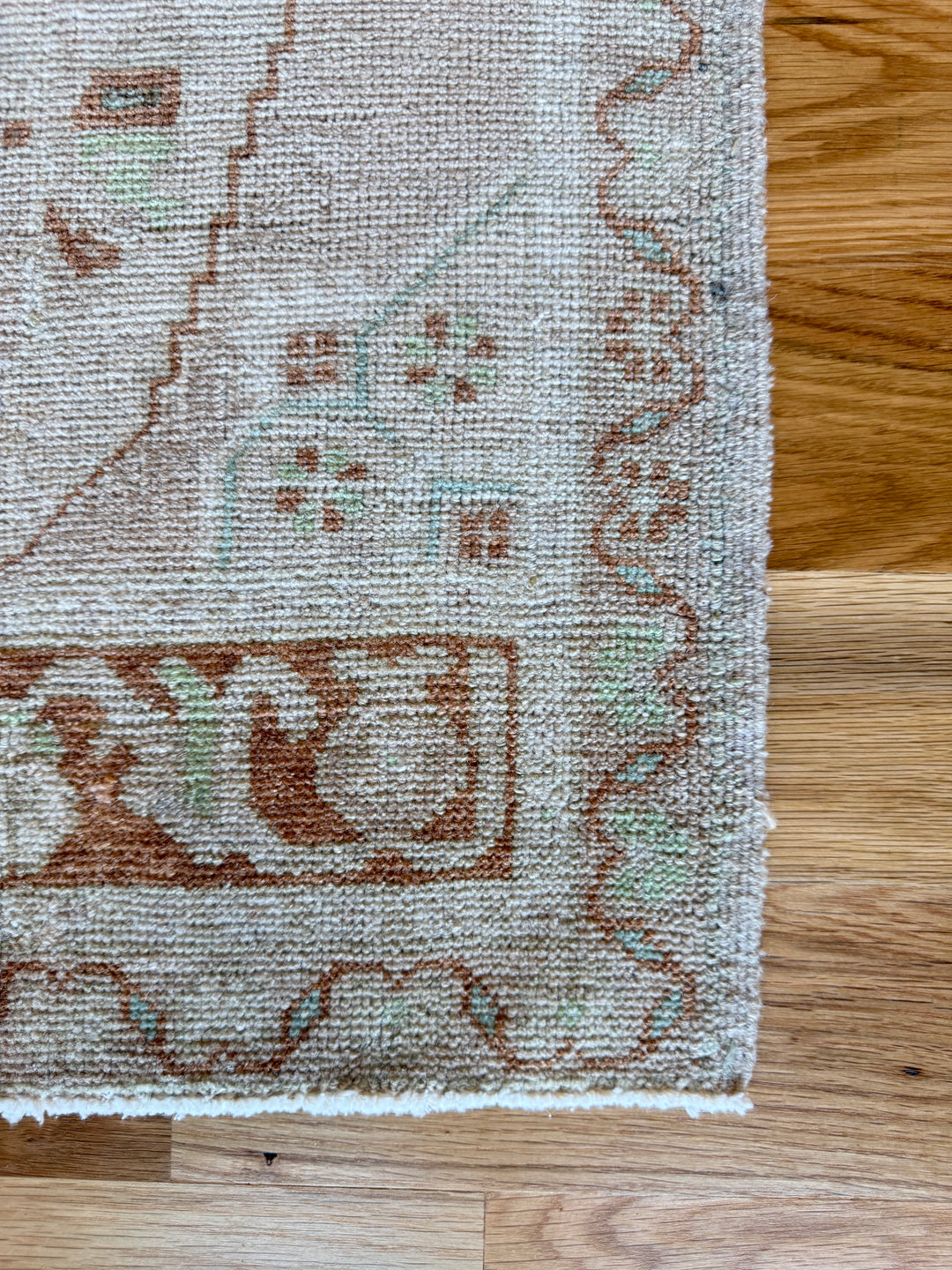 Yastik 1.7x3.9 - LillieKat Rugs