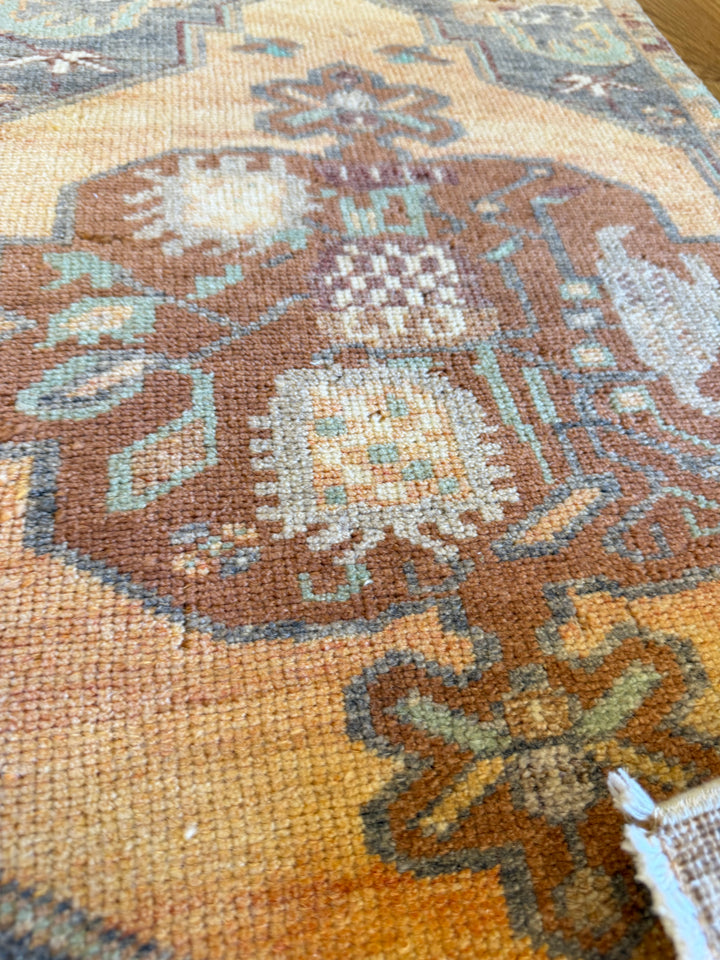 Yastik 1.9x2.10 - LillieKat Rugs