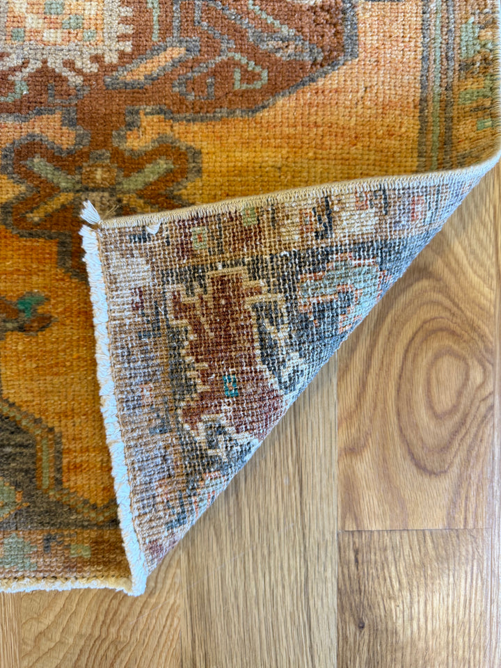 Yastik 1.9x2.10 - LillieKat Rugs