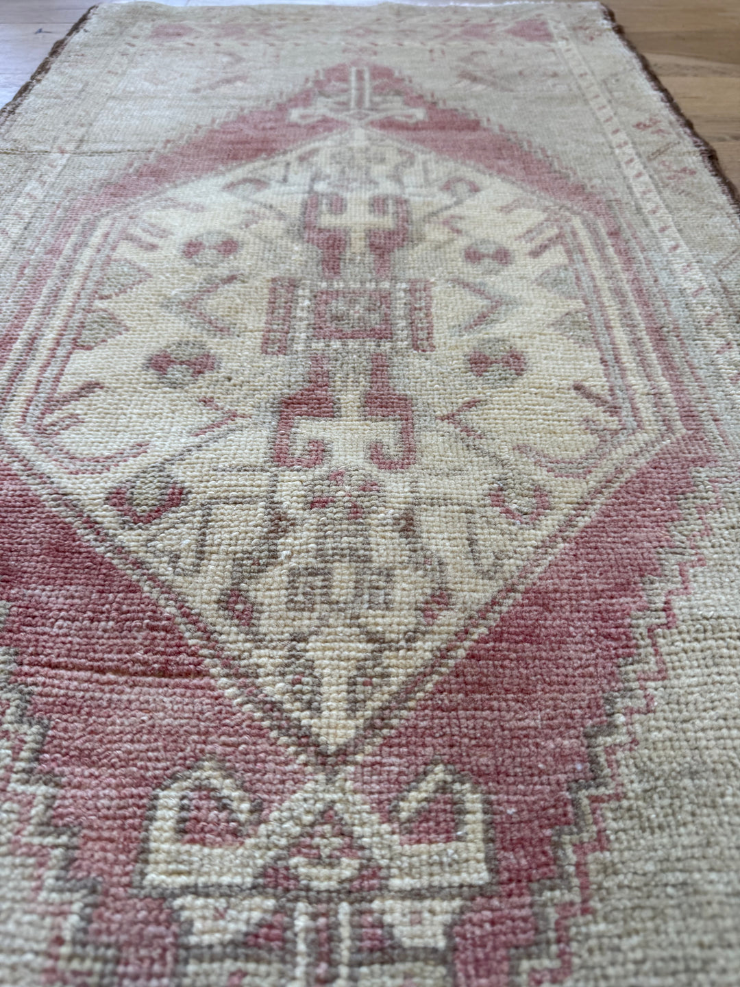 Yastik 1.8x3.6 - LillieKat Rugs