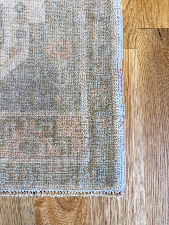 Yastik 1.9x3.3 - LillieKat Rugs