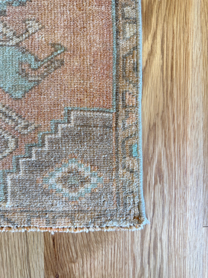 Yastik 1.5x3.2 - LillieKat Rugs