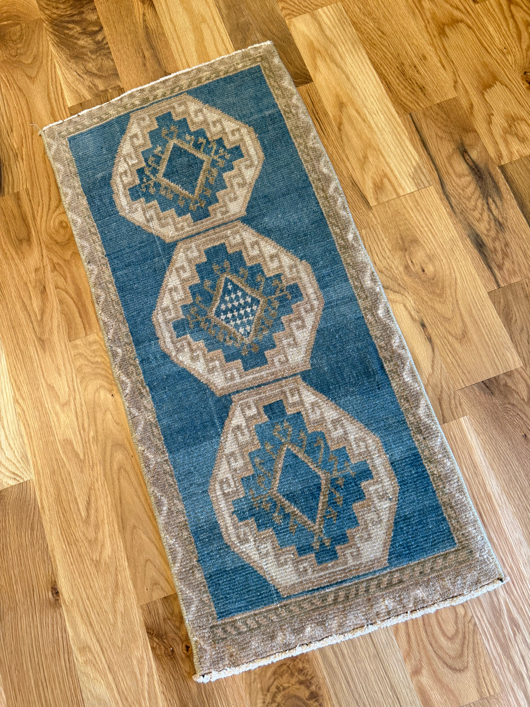 Yastik 1.5x3.0 - LillieKat Rugs