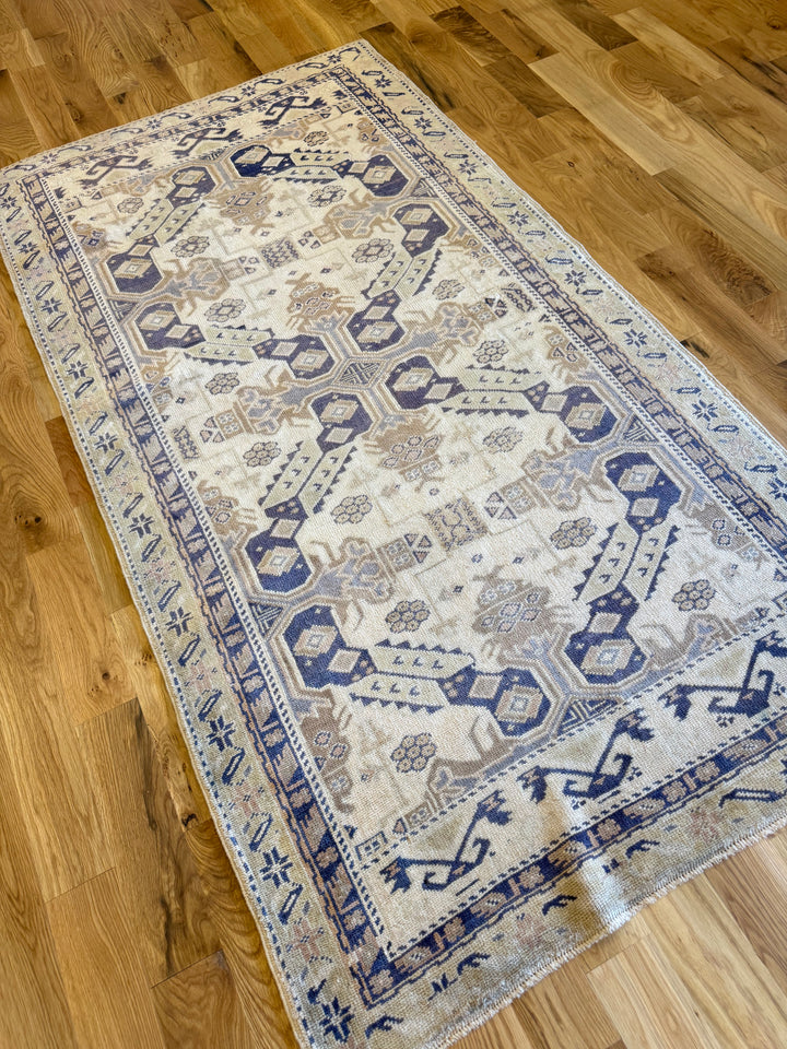 Anatolian 3.8x6.10 - LillieKat Rugs