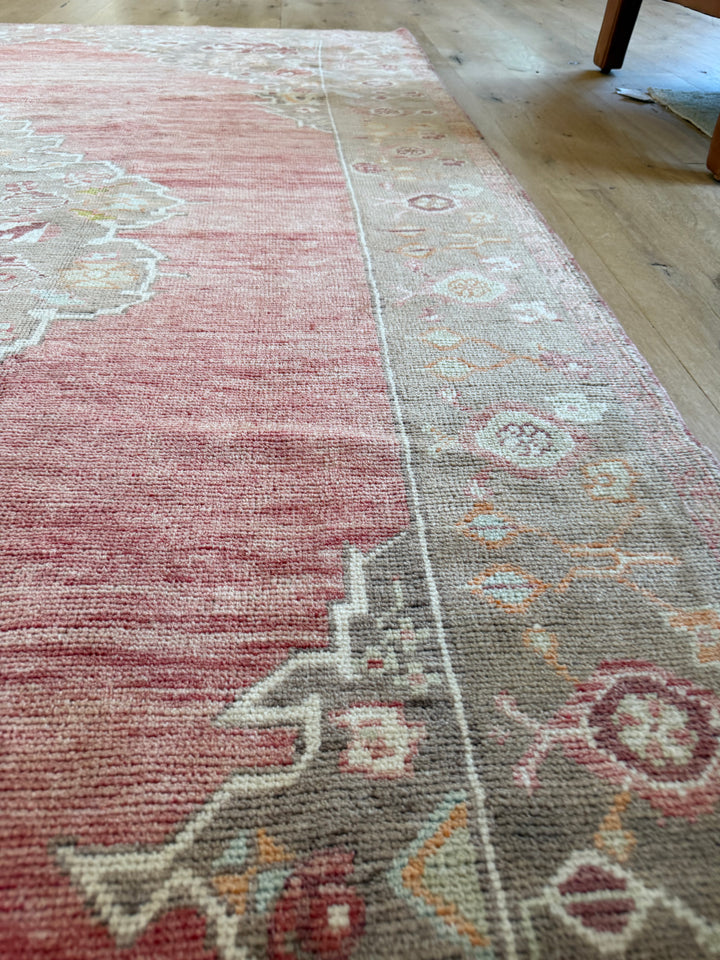 Anatolian 5.9x8.8 - LillieKat Rugs