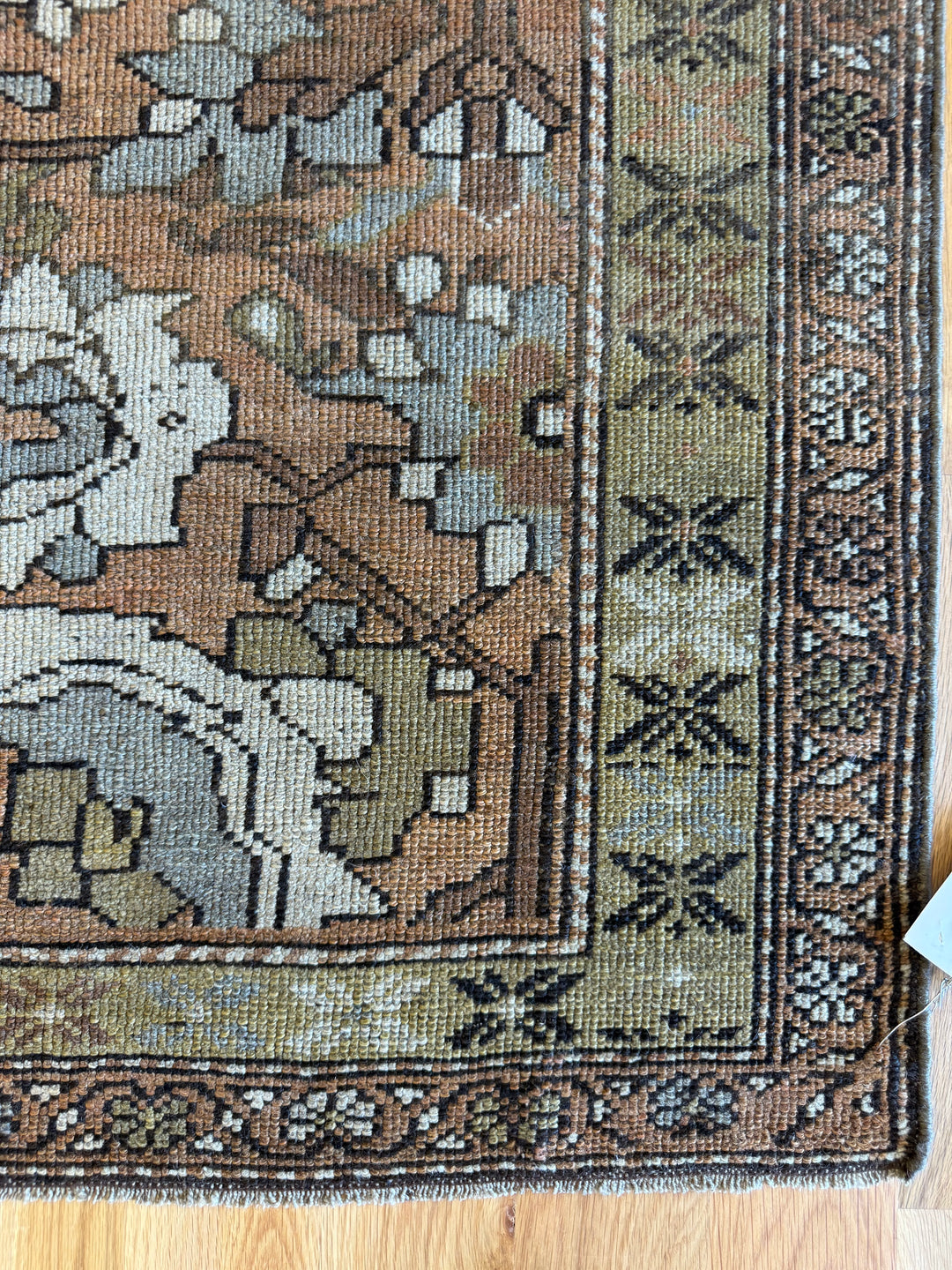 Kurdish 3.8x6.9