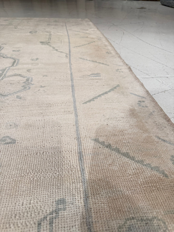 Anatolian 5.8x8.1 - LillieKat Rugs