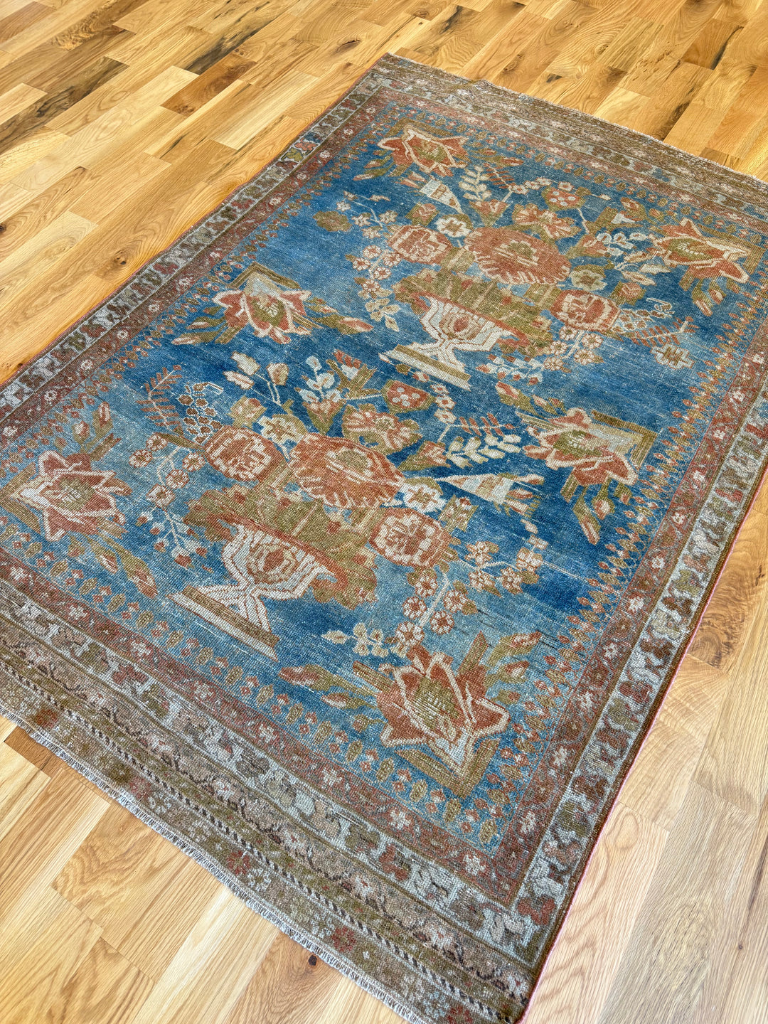 Afshar 4.6x6.6