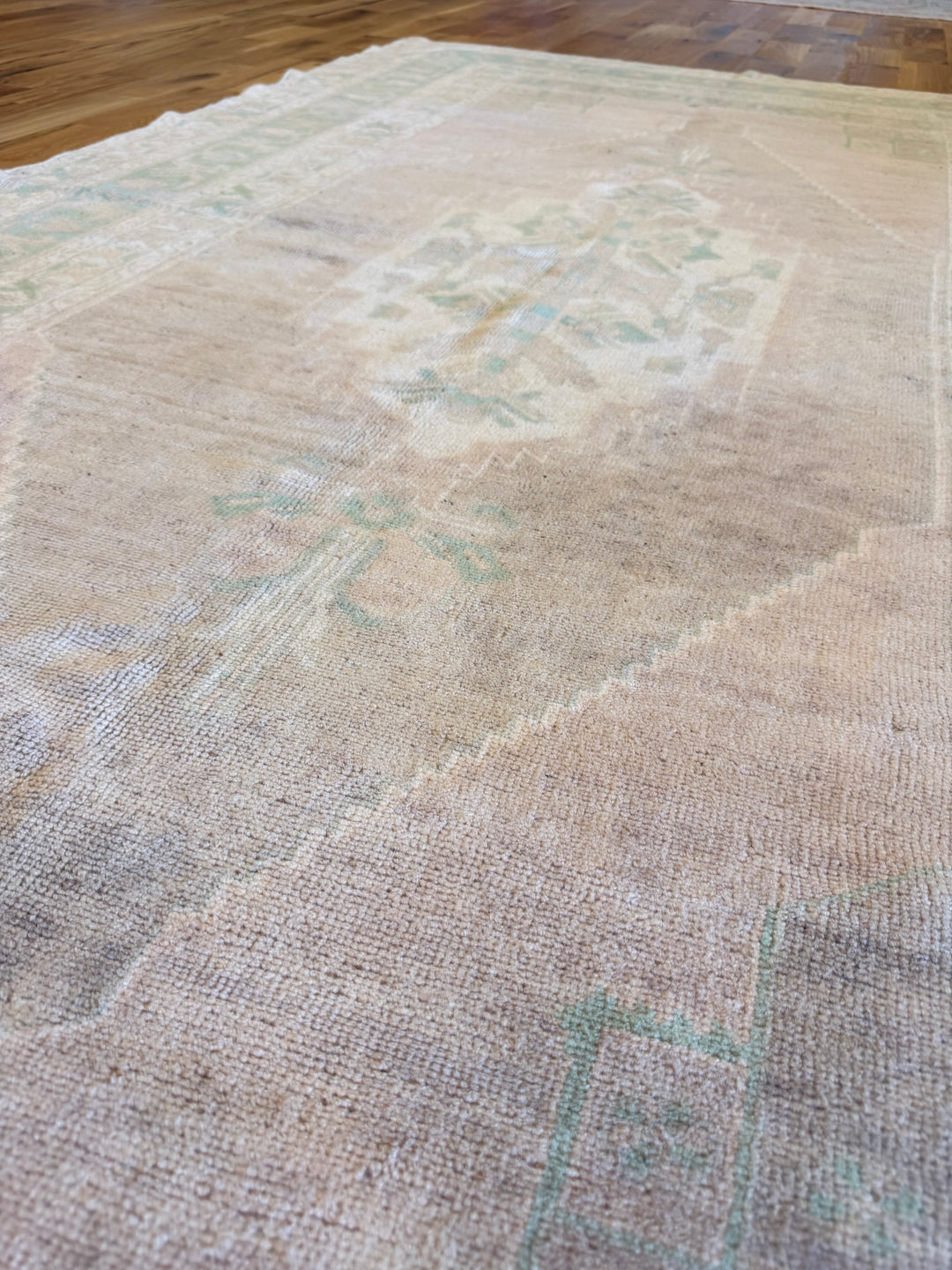 Anatolian 4.7x8.4 - LillieKat Rugs