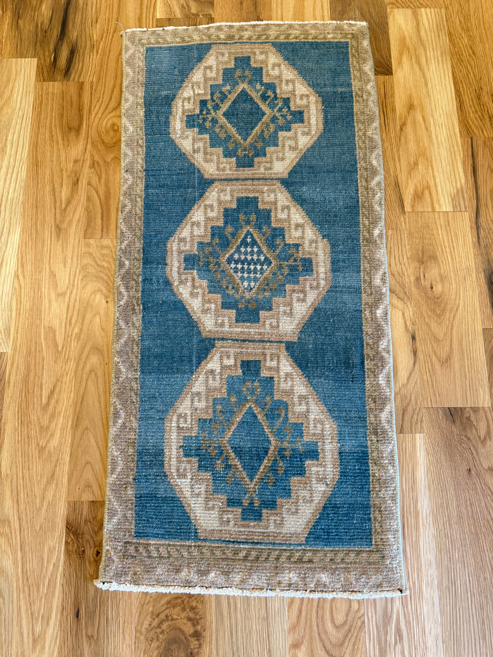 Yastik 1.5x3.0 - LillieKat Rugs