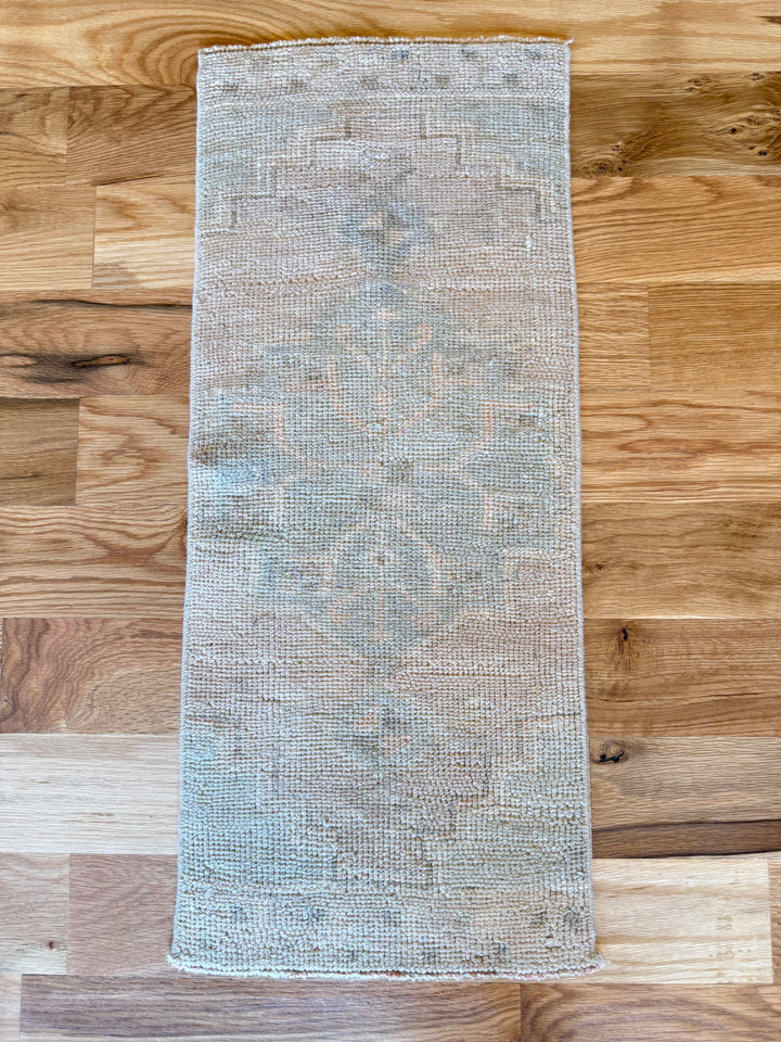Yastik 1.2x2.8 - LillieKat Rugs