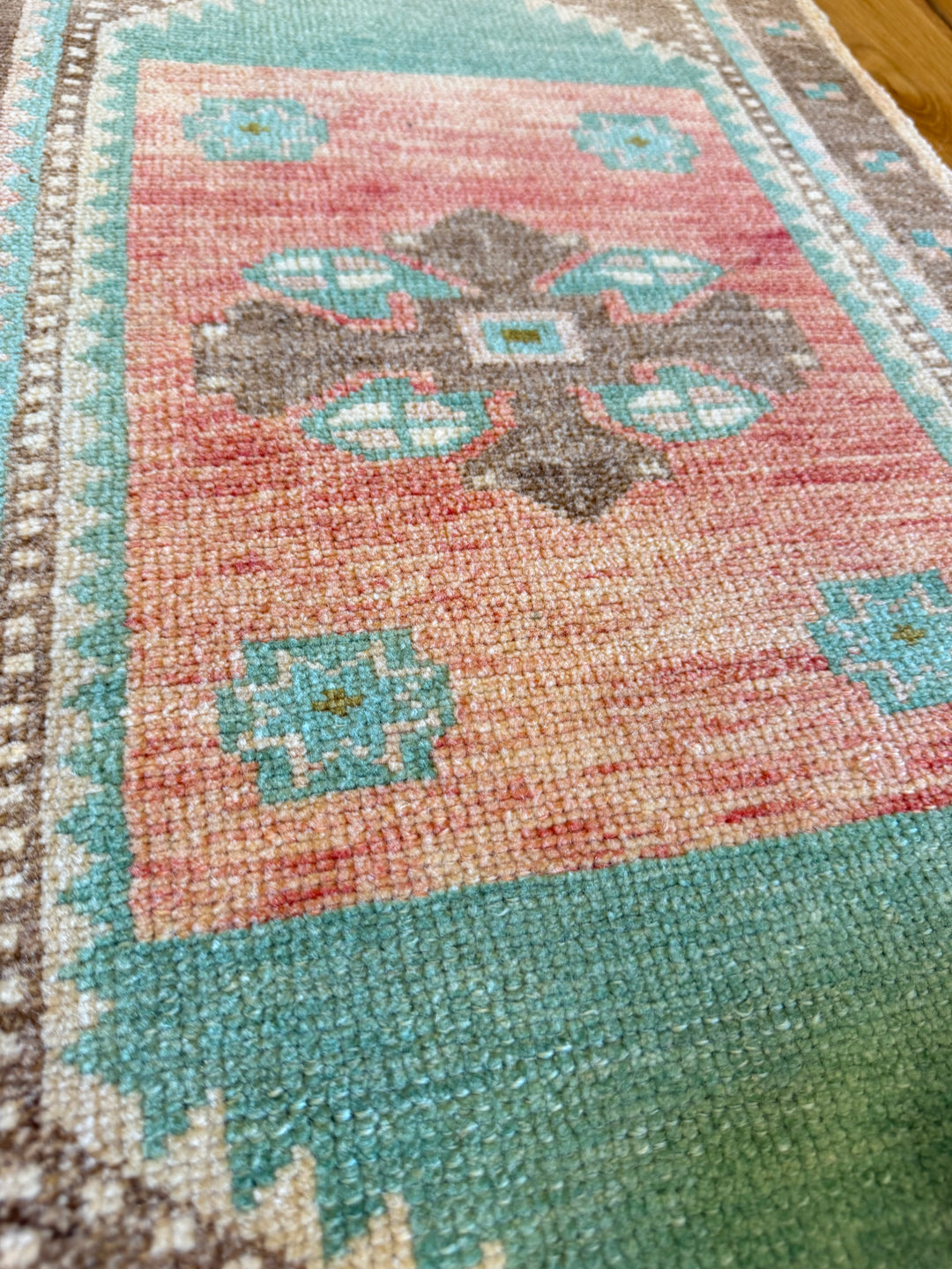 Yastik 1.7x2.11 - LillieKat Rugs