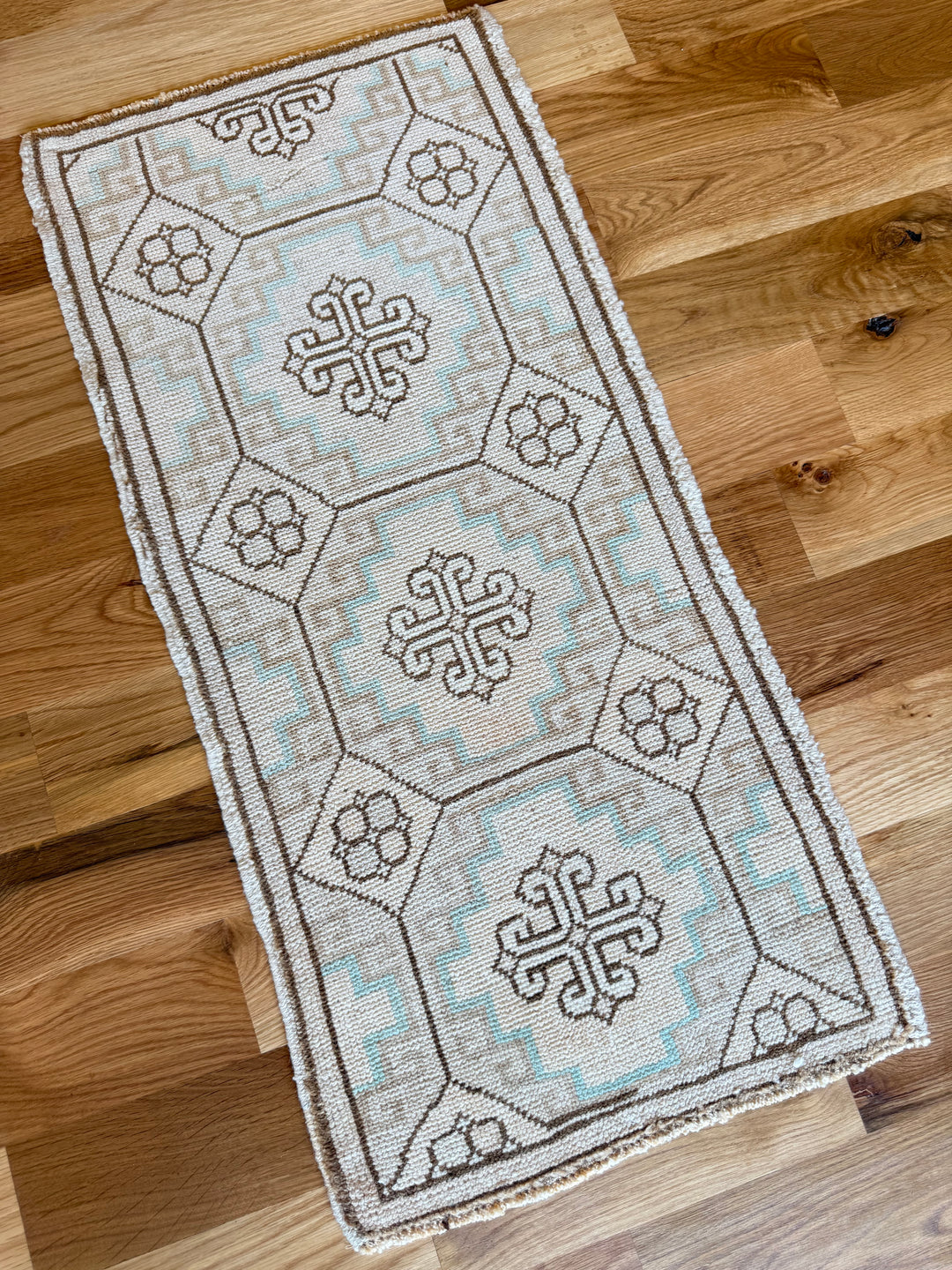 Yastik 1.6x3.2 - LillieKat Rugs