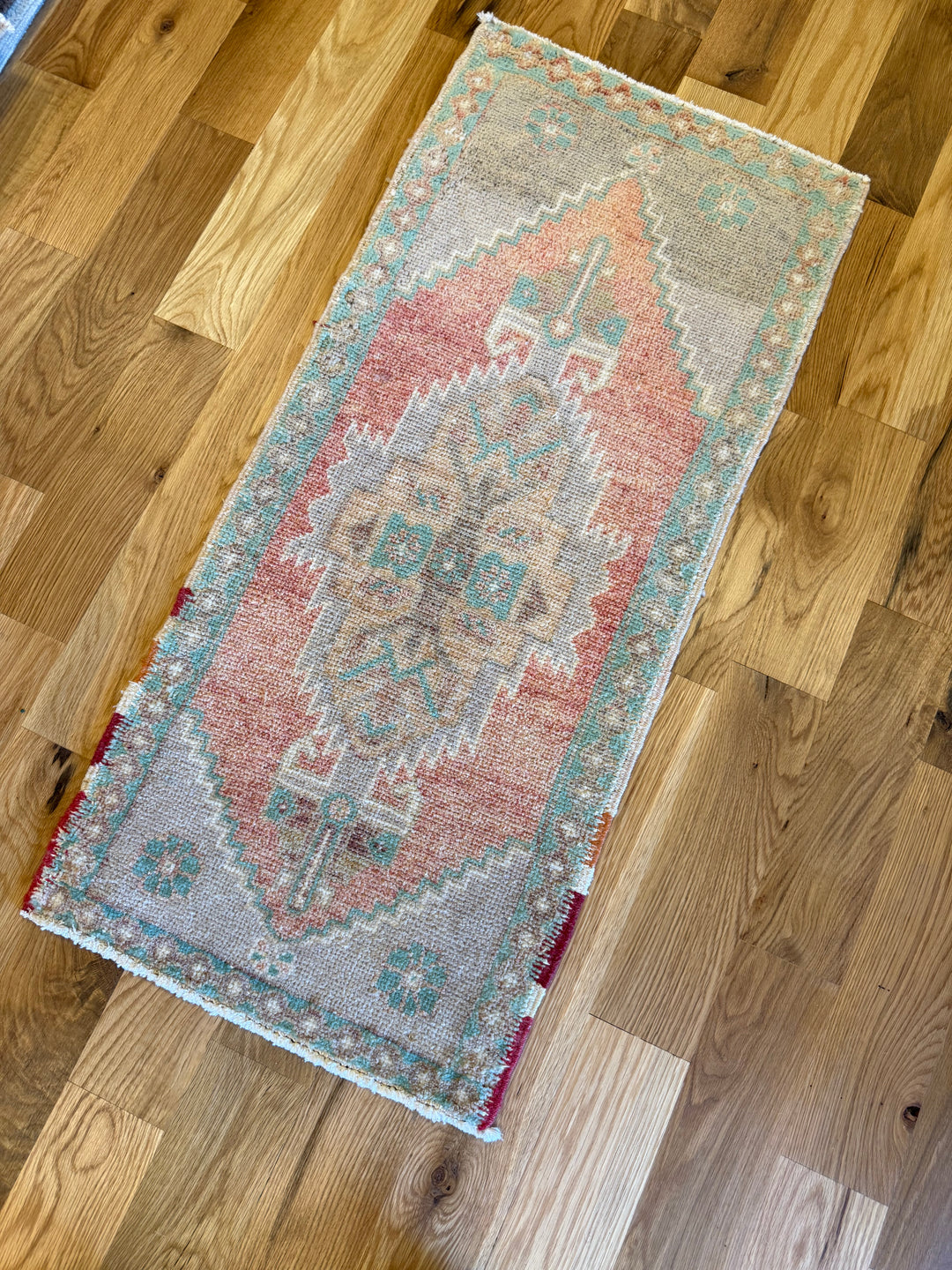 Yastik 1.7x3.7 - LillieKat Rugs