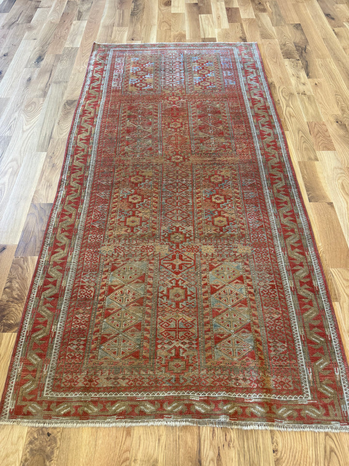 Belouch Runner 3.8x7.3