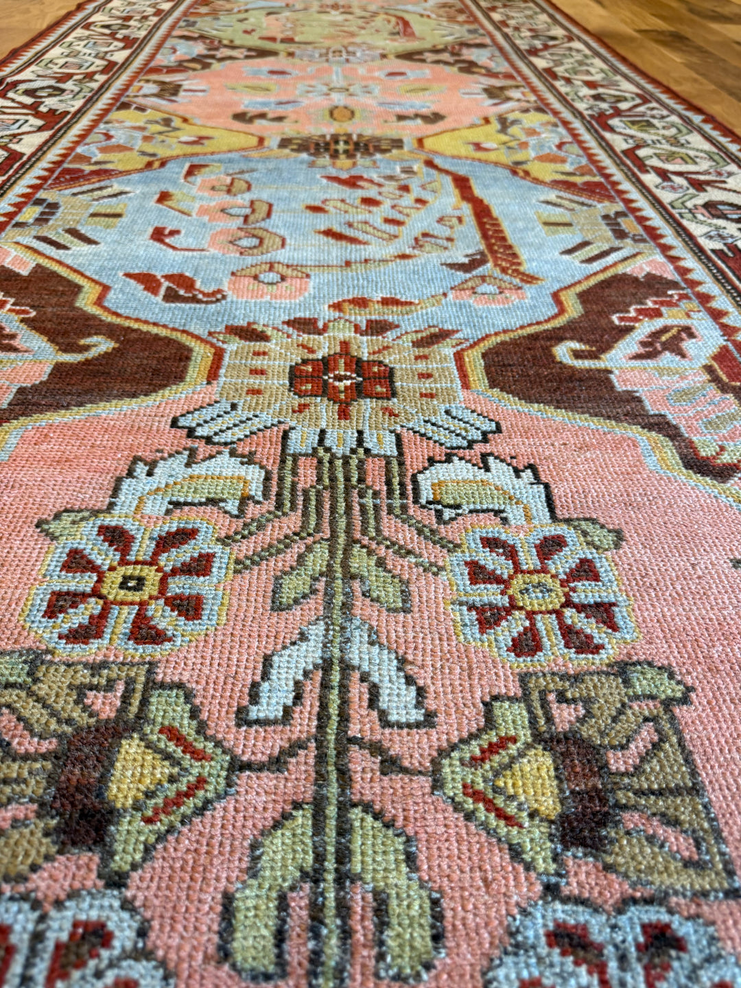Bakhtiari (Persian) Runner 3.4x9.11