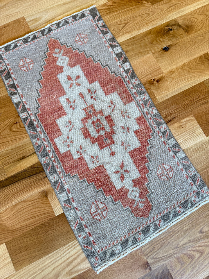 Yastik 1.8x3.1