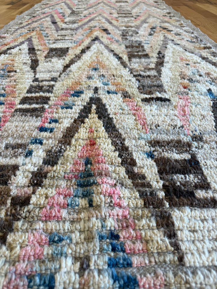 Tulu Runner (OLD WOOL) 3.4x13.6