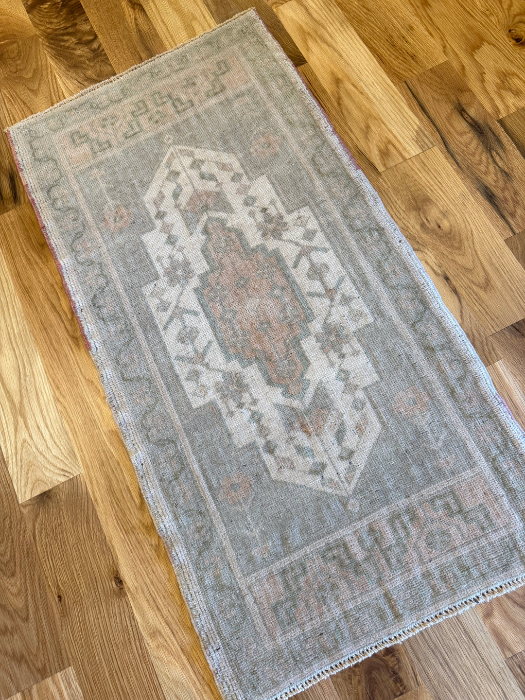 Yastik 1.9x3.3 - LillieKat Rugs