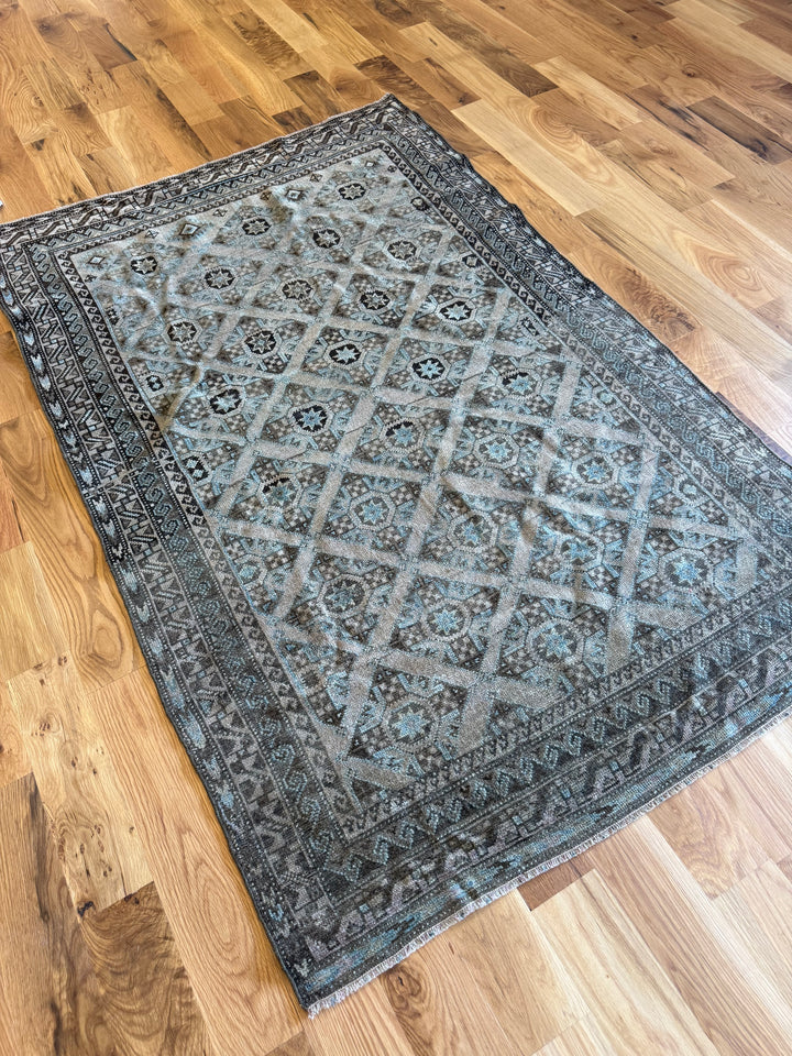Baluch 3.8x5.10