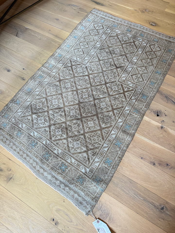 Beluch 2.8x4.5