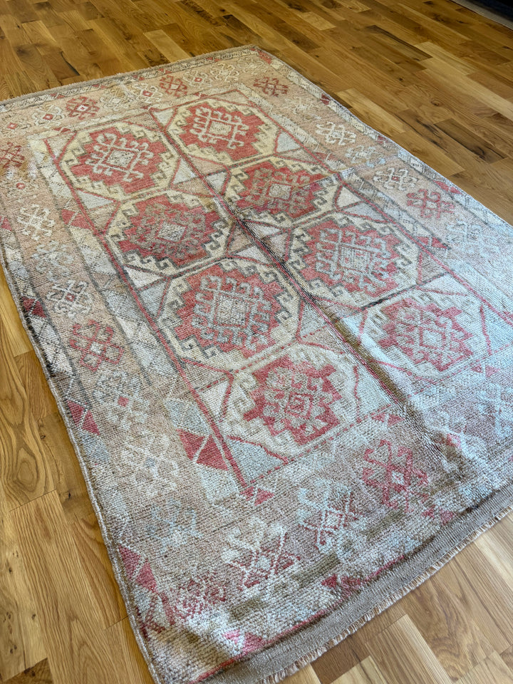 Anatolian 4.10x7.1