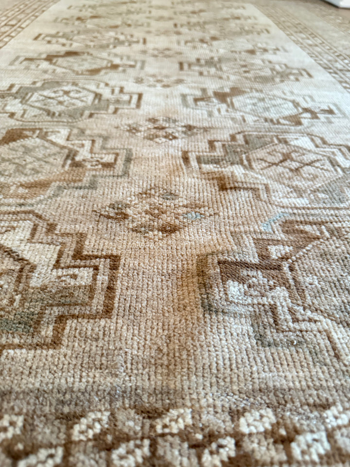 Afghan 3.8x5.5