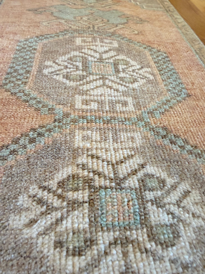 Yastik 1.5x3.2 - LillieKat Rugs