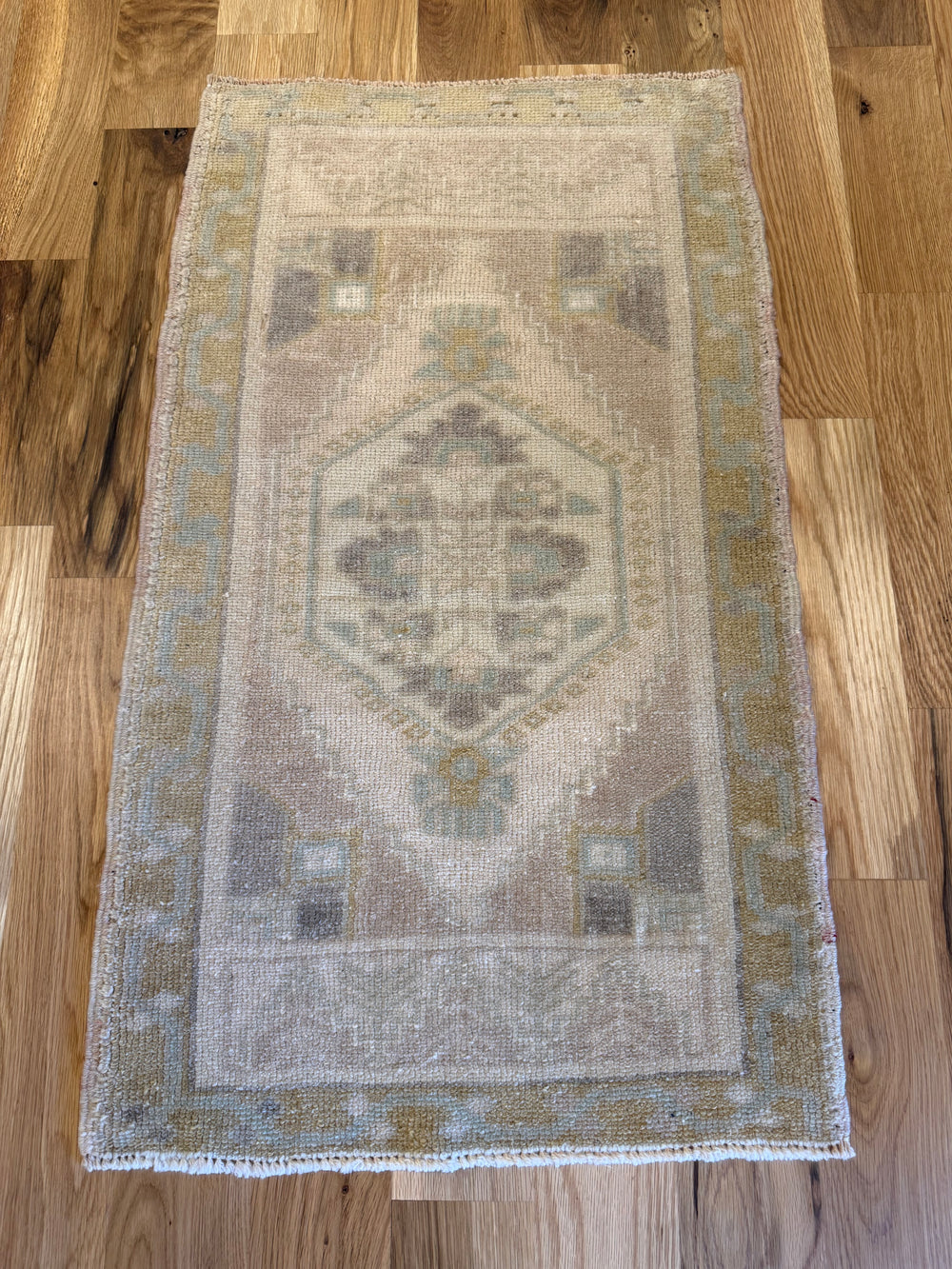 Yastik 1.10x3.2 - LillieKat Rugs