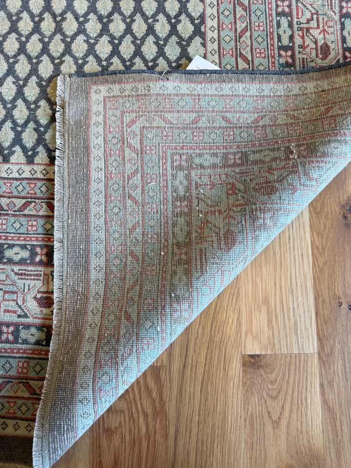 Mir (Persian) 8.2x9.6