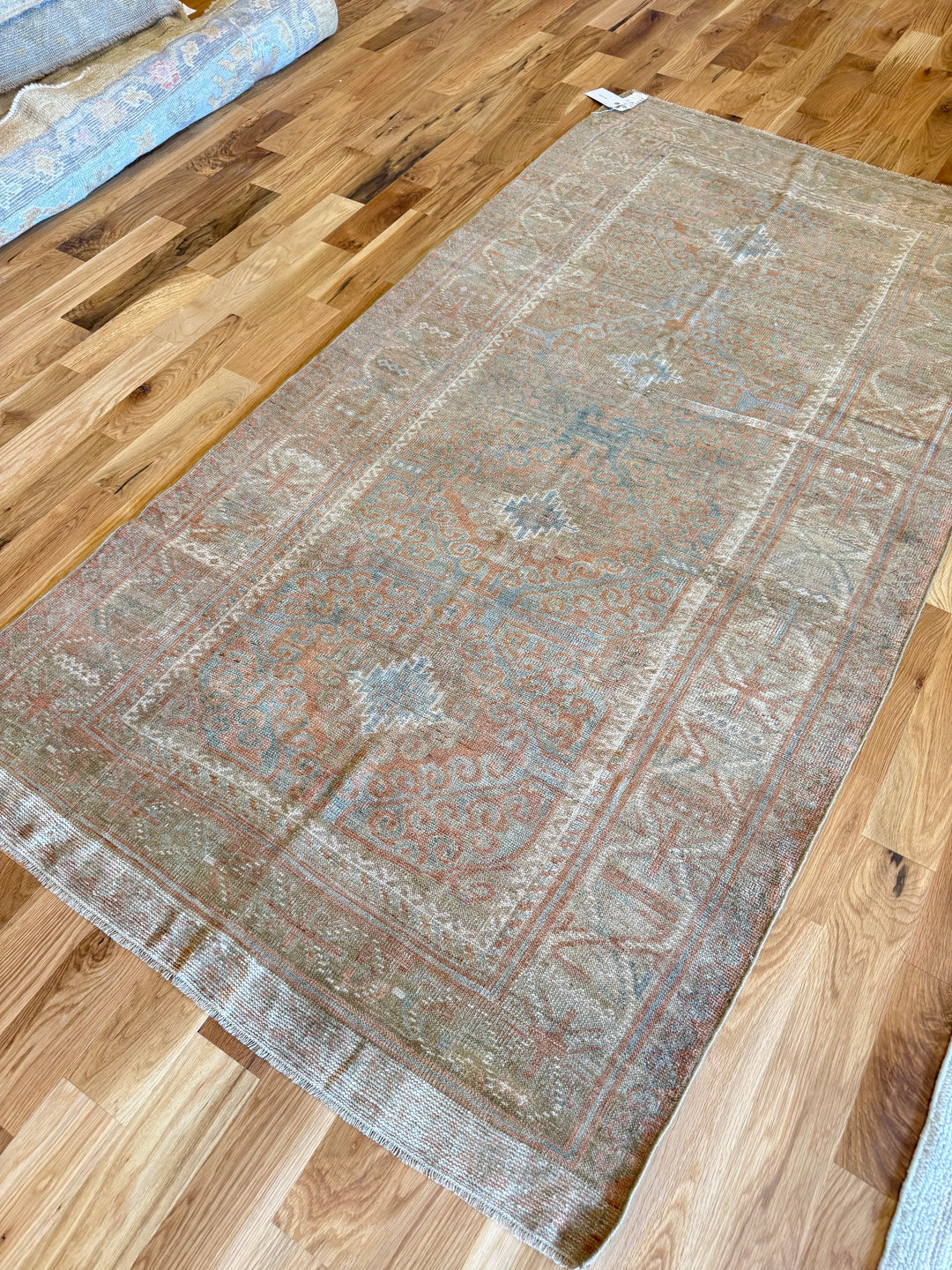 Belouch 4.0x7.8