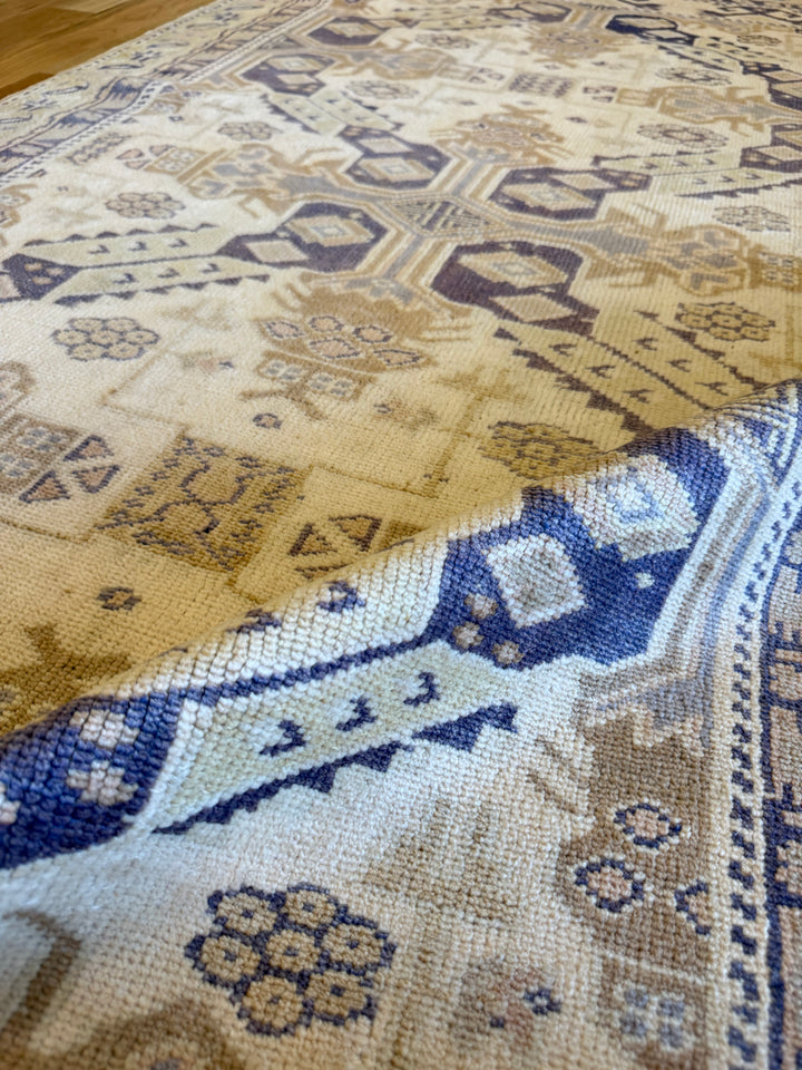 Anatolian 3.8x6.10 - LillieKat Rugs