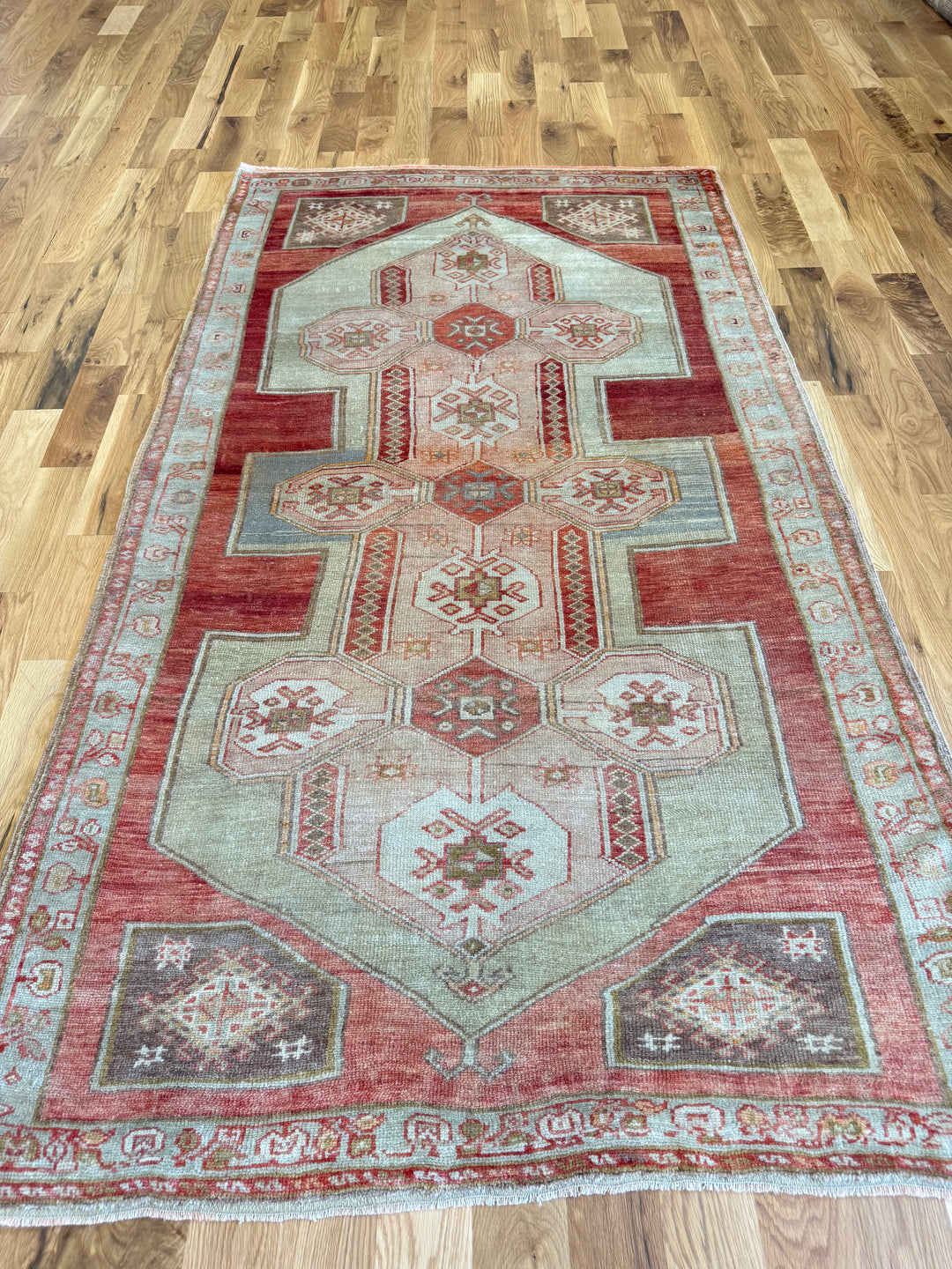 Anatolian 4.4x7.9