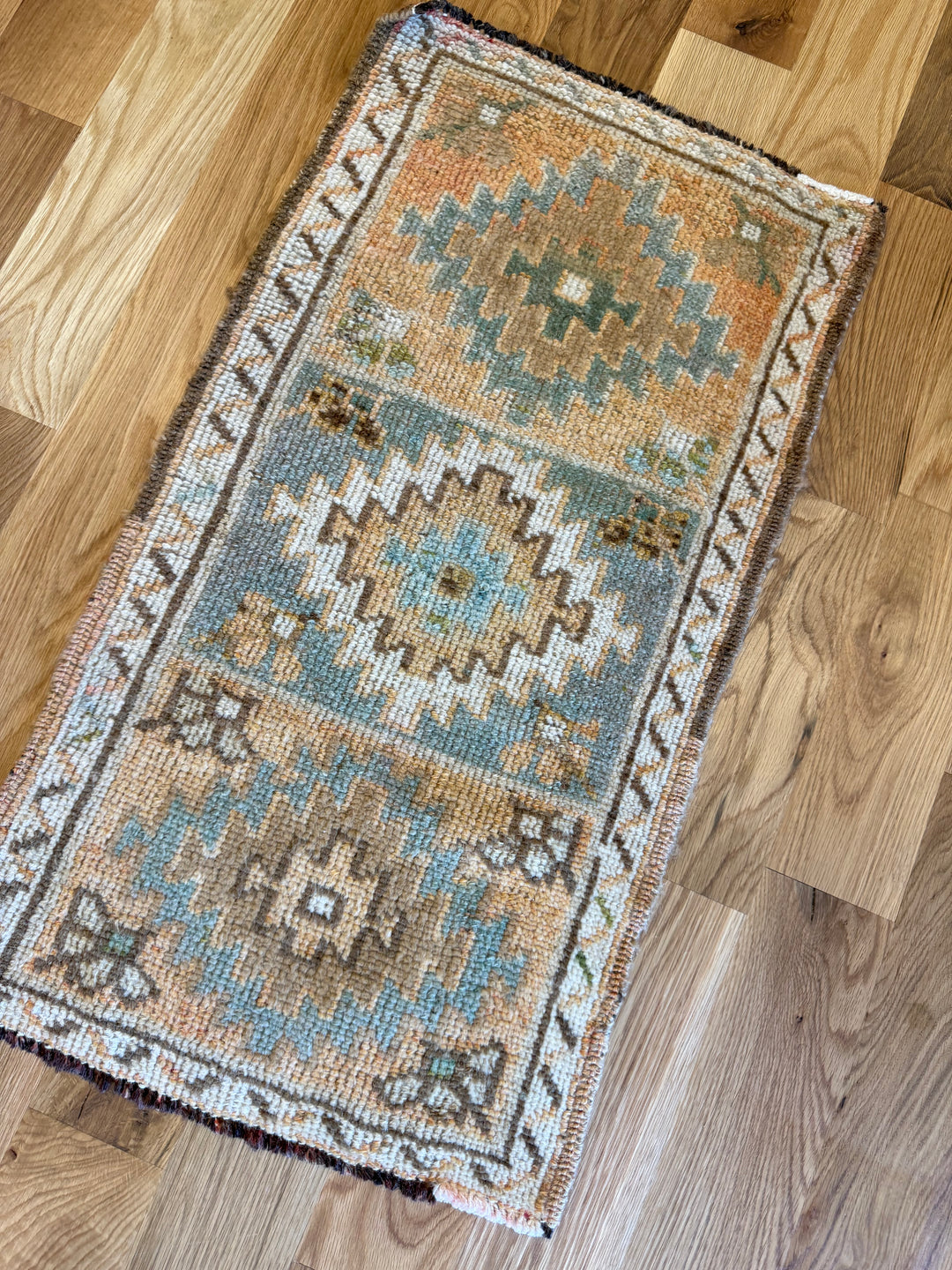 Yastik 1.7x2.10 - LillieKat Rugs