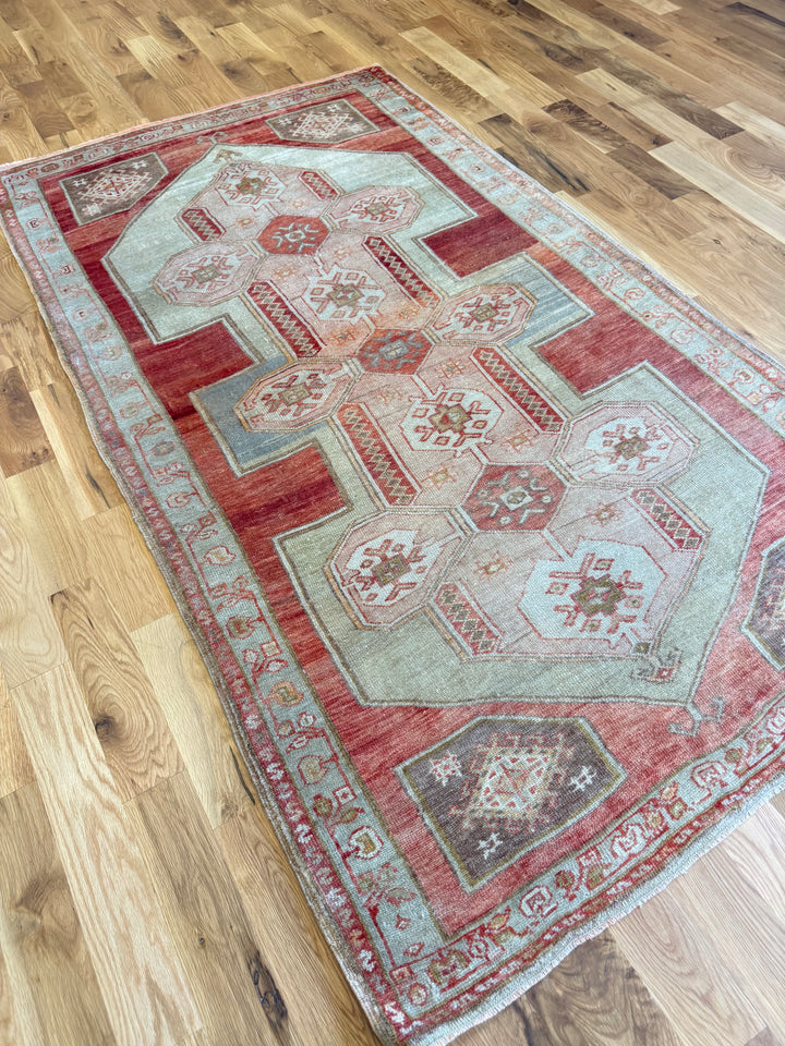 Anatolian 4.4x7.9