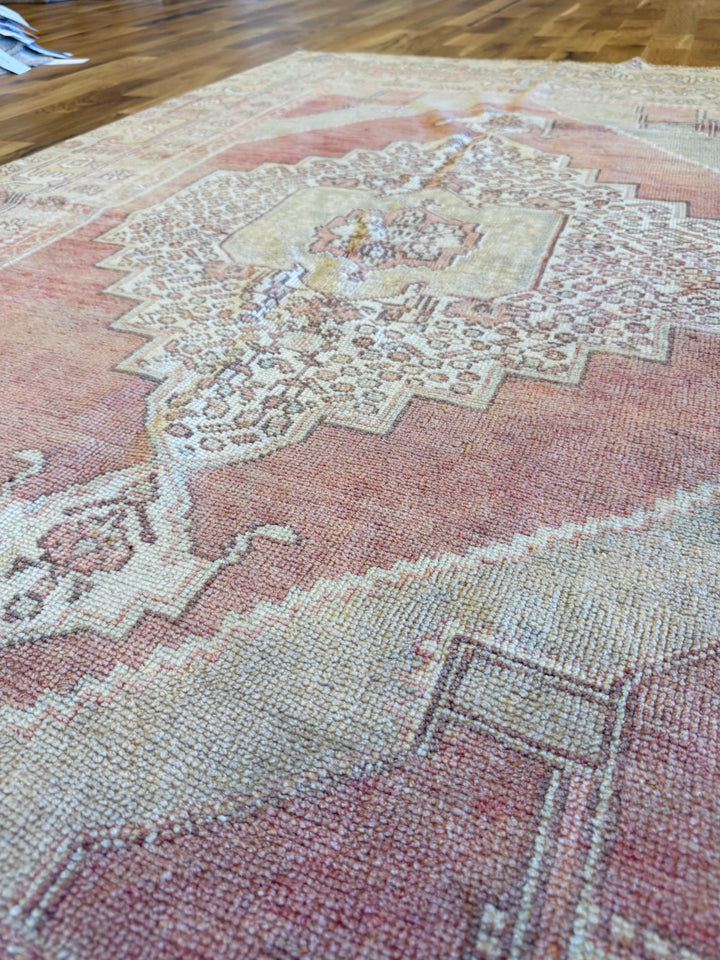 Anatolian 4.8x7.3