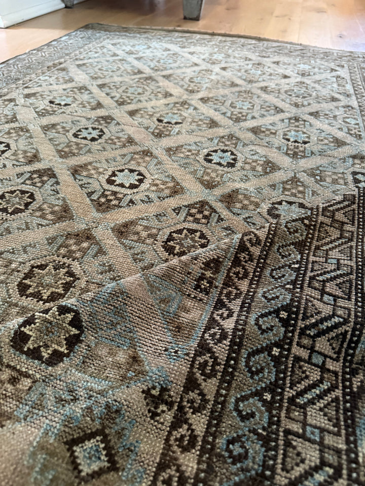 Baluch 3.8x5.10