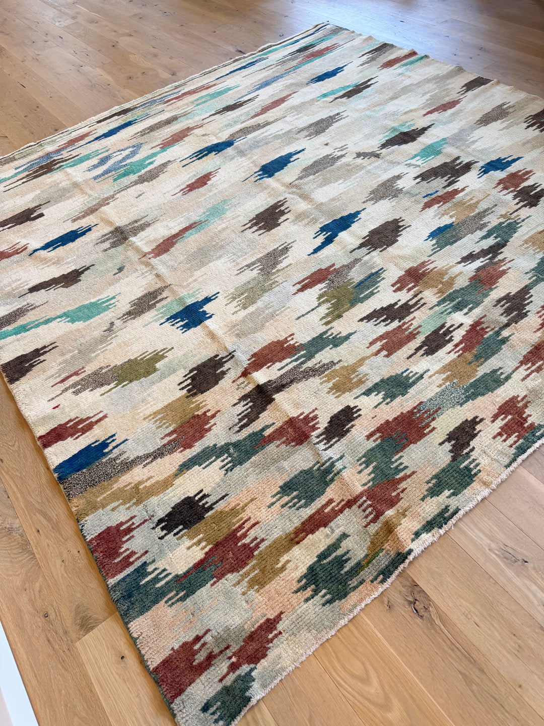 Tulu 7.10x8.2 - LillieKat Rugs